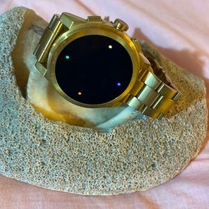 Michael kors smart watch gold color
